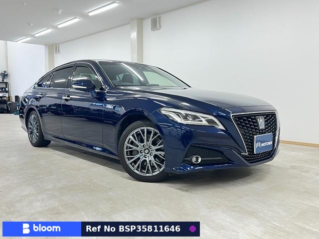 2018 Toyota Crown Hybrid