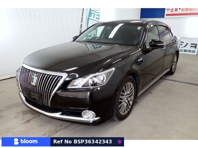 2017 Toyota Crown Majesta
