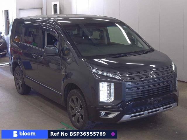 2022 Mitsubishi Delica D5