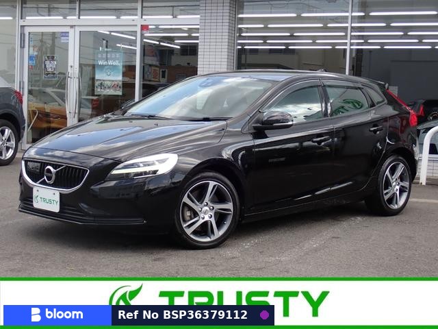 2017 Volvo V40