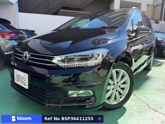 2017 Volkswagen Golf Touran