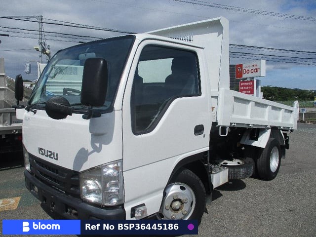 2015 Isuzu ELF Truck