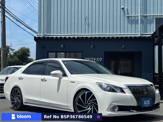 2013 Toyota Crown Majesta
