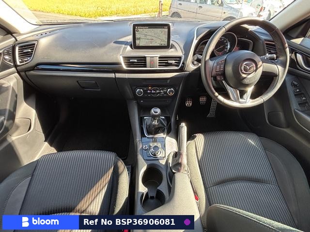 2013 Mazda Axela Sport