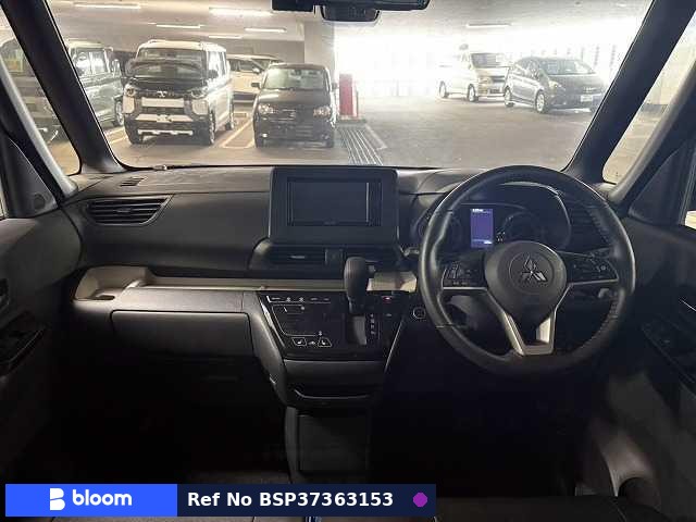 2024 Mitsubishi Delica Mini