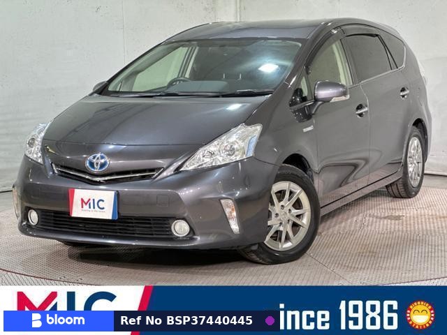 2014 Toyota Prius Alpha
