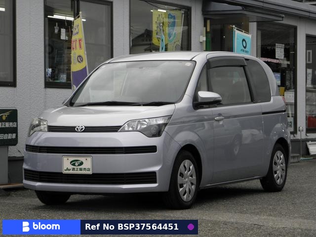 2013 Toyota Spade