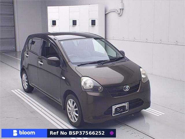 2011 Daihatsu Mira ES