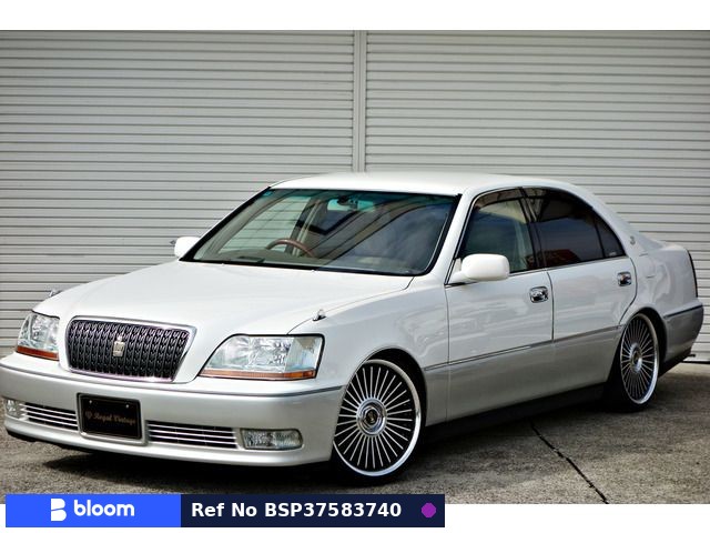 2003 Toyota Crown Majesta