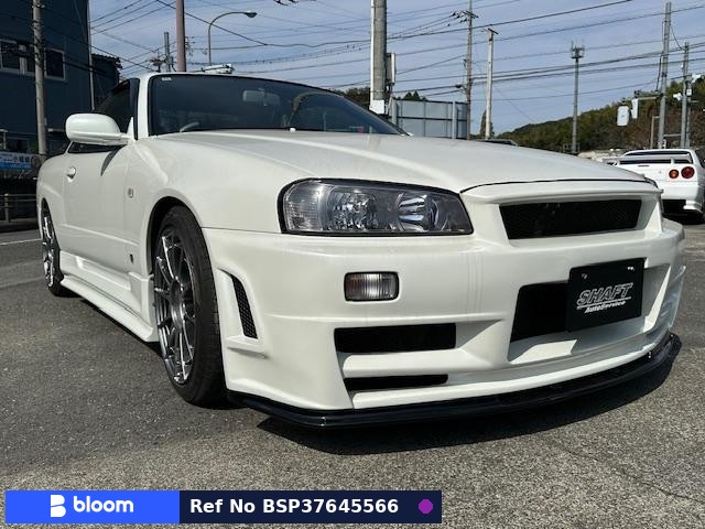 2000 Nissan Skyline