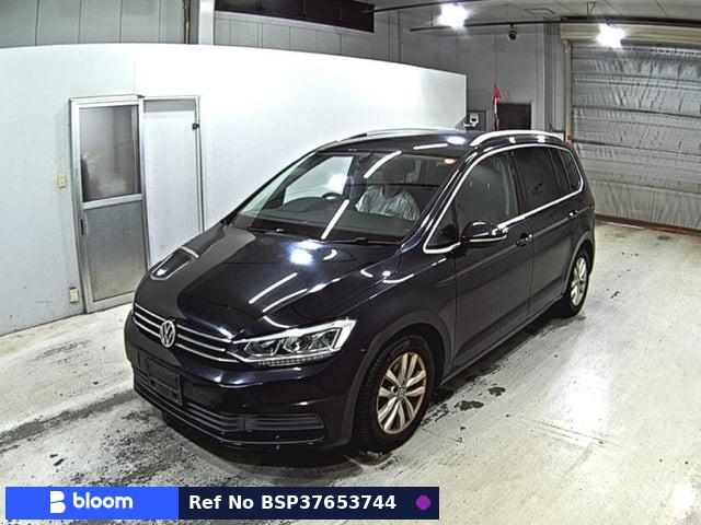 2017 Volkswagen Golf Touran