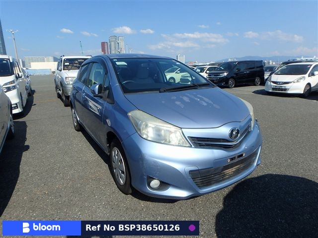2013 Toyota Vitz