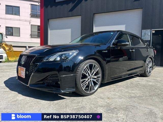 2017 Toyota Crown