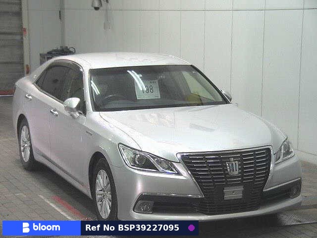 2013 Toyota Crown