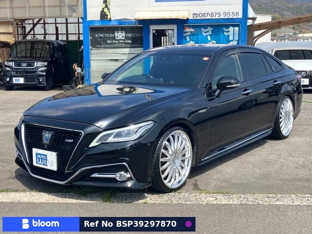 2018 Toyota Crown Hybrid