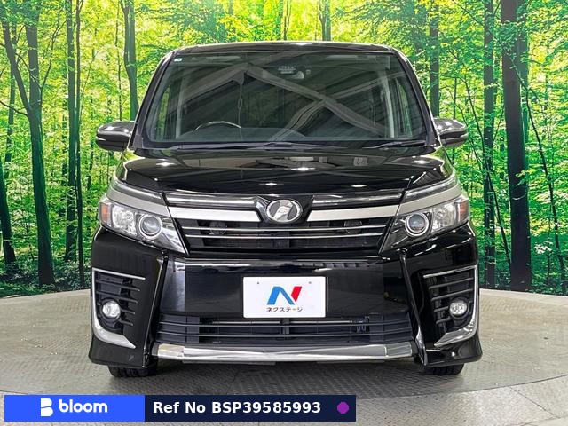 2017 Toyota Voxy