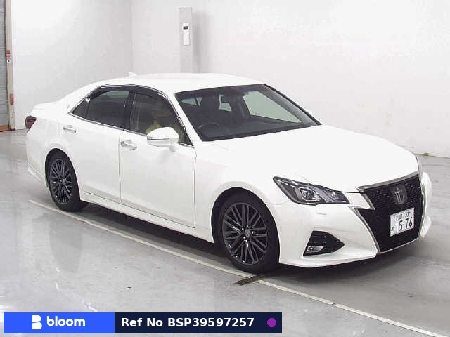 2015 Toyota Crown