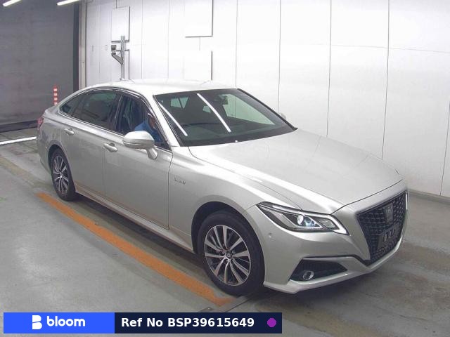 2020 Toyota Crown Hybrid