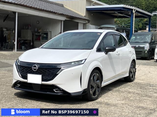 2022 Nissan Aura