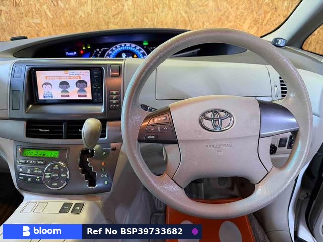 2011 Toyota Estima Hybrid