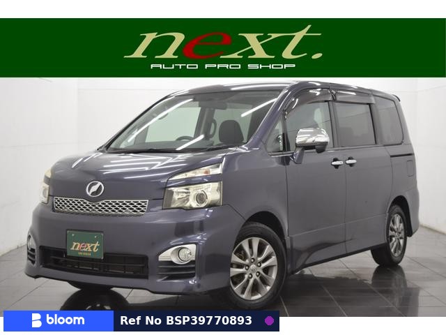 2011 Toyota Voxy