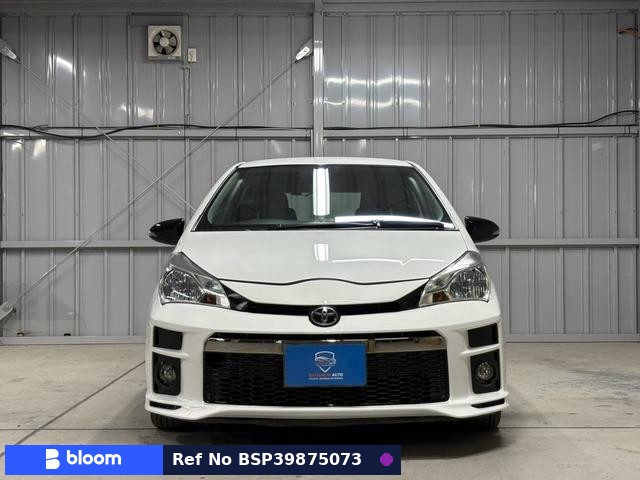 2017 Toyota Vitz