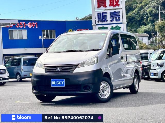 2013 Mitsubishi Delica VAN