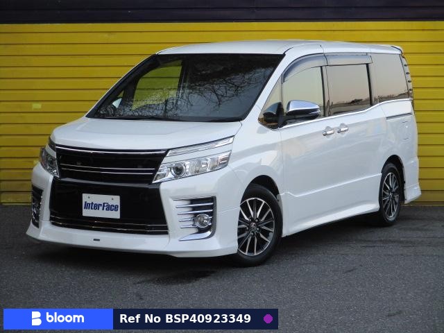 2015 Toyota Voxy