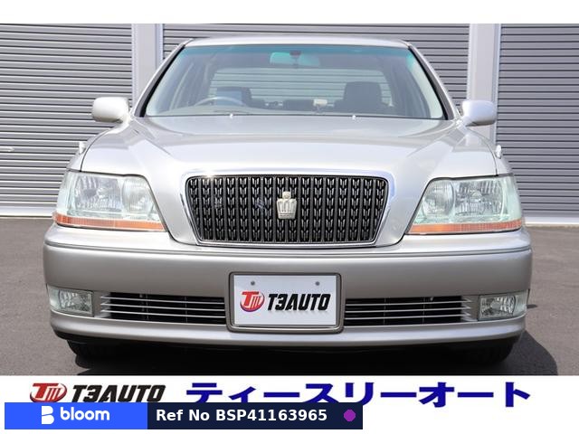 2002 Toyota Crown Majesta
