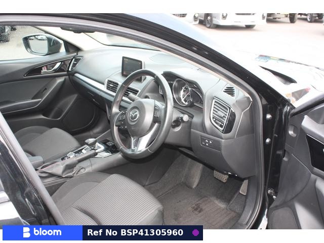 2015 Mazda Axela Hybrid