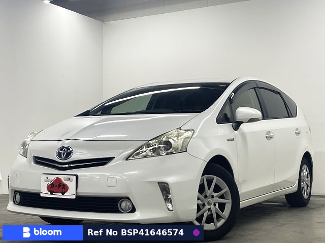 2014 Toyota Prius Alpha