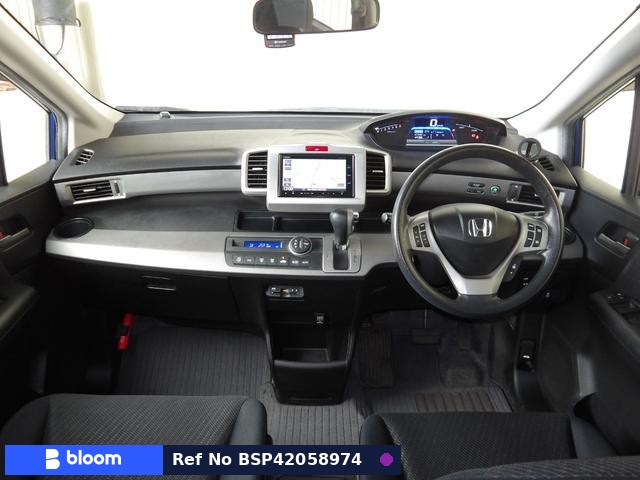 2014 Honda Freed Hybrid