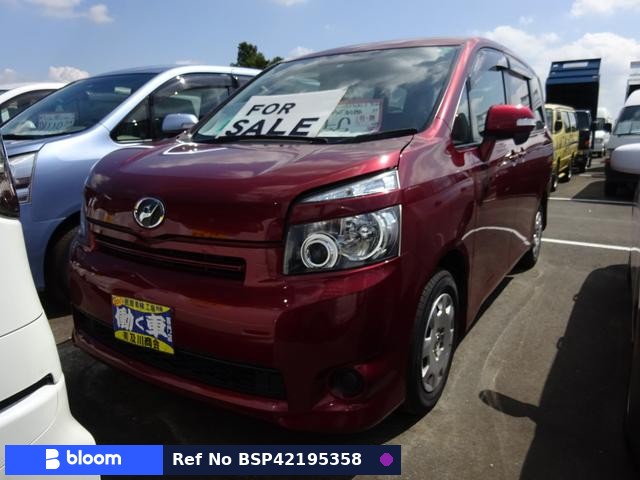 2009 Toyota Voxy