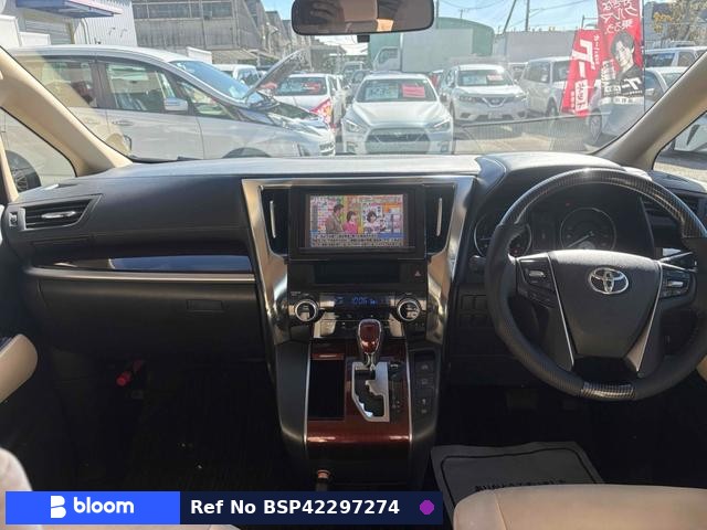 2016 Toyota Vellfire