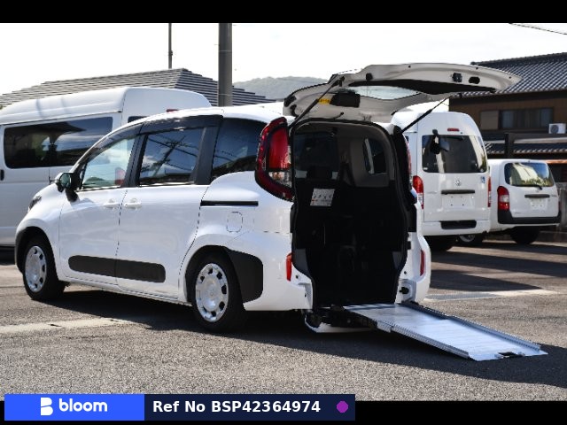 2025 Toyota Sienta