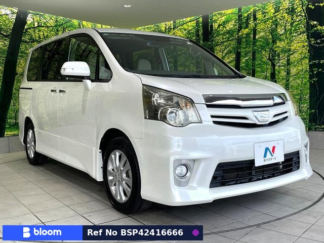2011 Toyota Noah