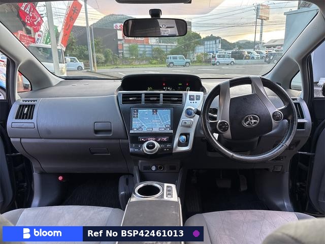 2013 Toyota Prius Alpha