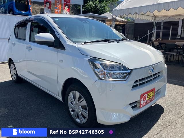 2018 Daihatsu Mira ES