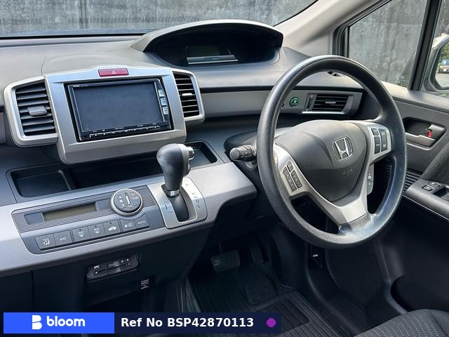 2013 Honda Freed Hybrid