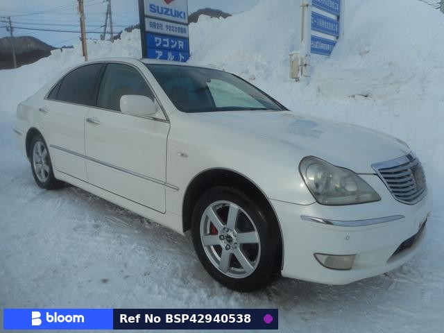 2004 Toyota Crown Majesta