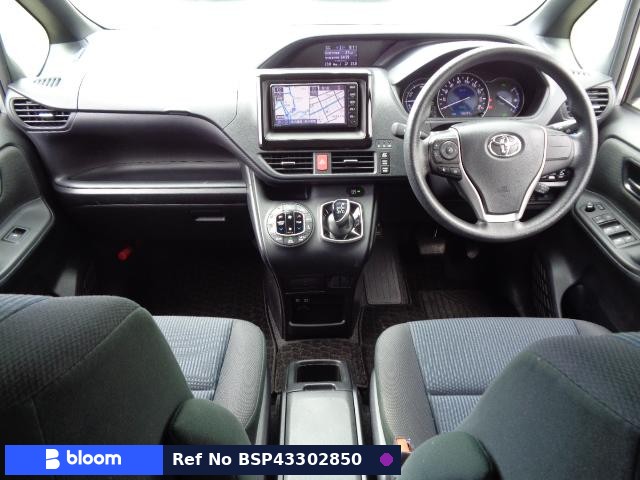 2019 Toyota Voxy