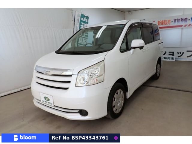 2009 Toyota Noah