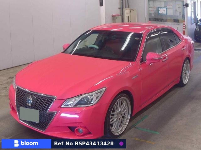 2014 Toyota Crown Hybrid