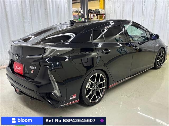 2018 Toyota Prius PHV