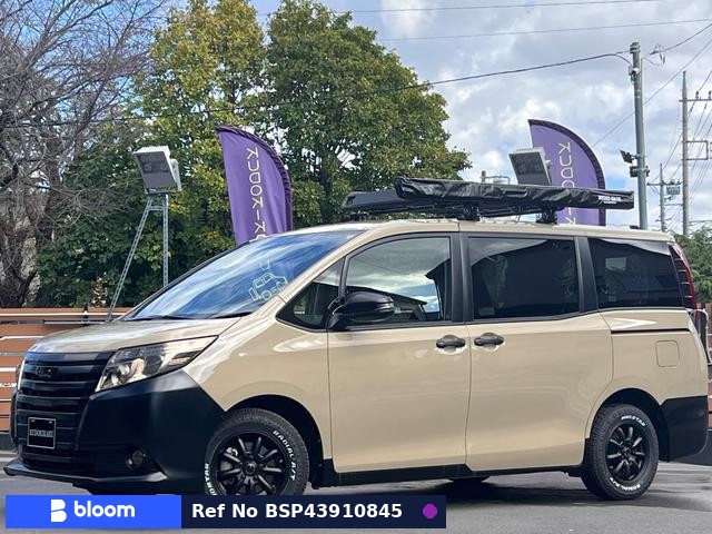 2014 Toyota Noah