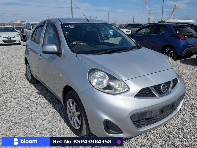 2015 Nissan March