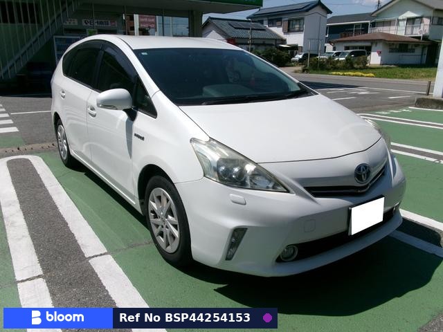 2013 Toyota Prius Alpha