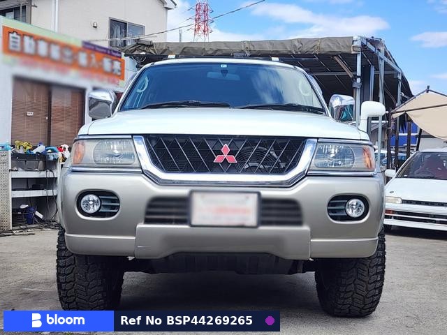 2000 Mitsubishi Challenger
