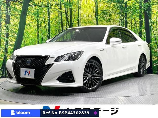 2018 Toyota Crown Hybrid