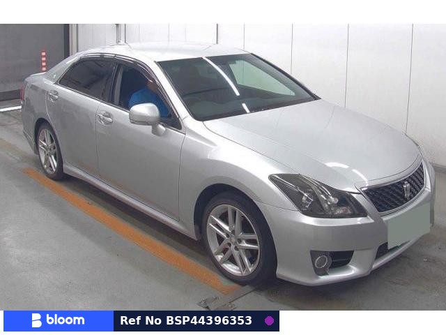 2012 Toyota Crown